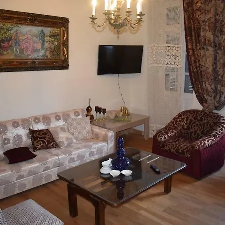 Апартаменты Archontiko Kolokotroni