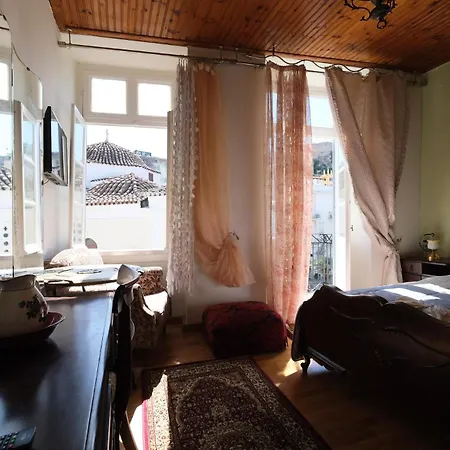 Archontiko Kolokotroni Apartman *