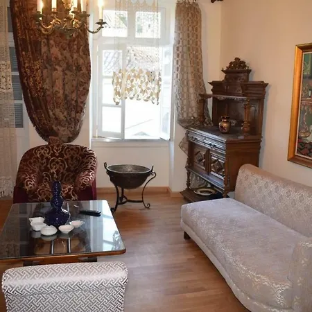 Archontiko Kolokotroni Apartment Nafplio