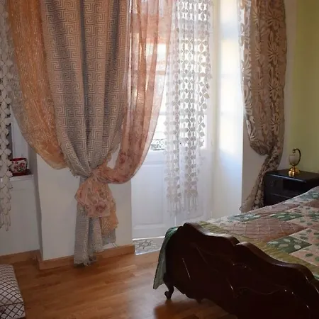 Archontiko Kolokotroni Apartment *