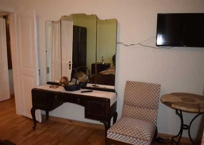 Archontiko Kolokotroni * Nafplio